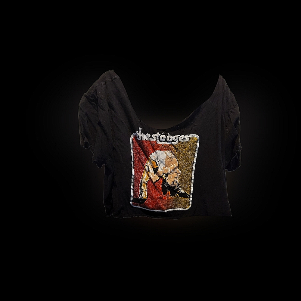 Cropped and distressed Iggy Stooges tee size m/l